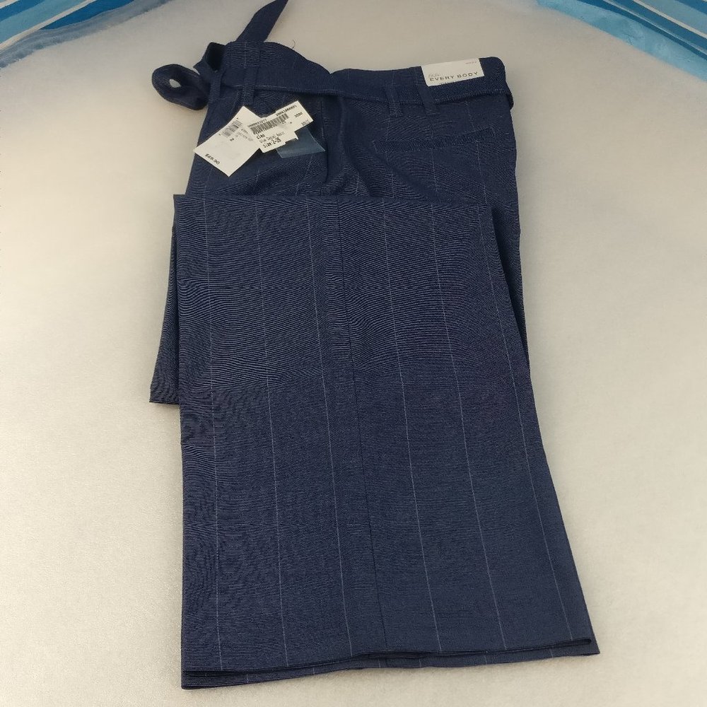 New with Tags- Navy Blue Striped Wide Leg Cropped Crepe Pants size 2 fits 2 to 4